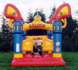 Jumping castle Saloon