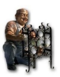 winegrower at the wine rack K134