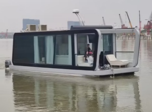 Aluminum Hausboot mit Solar Elektroantrieb