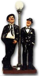 Laurel und Hardy an Lampe K113