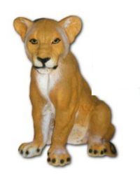 L�win sitzend K740